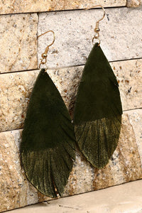 Leather Leaf Black/Gold Earrings